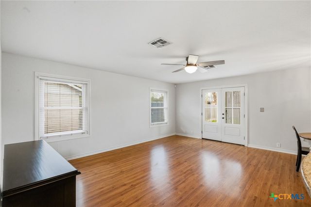 4711 Dahlia Lane, Victoria, TX 77904