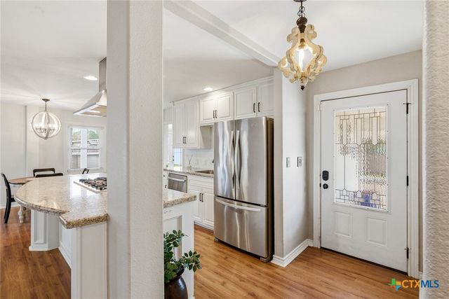 4711 Dahlia Lane, Victoria, TX 77904