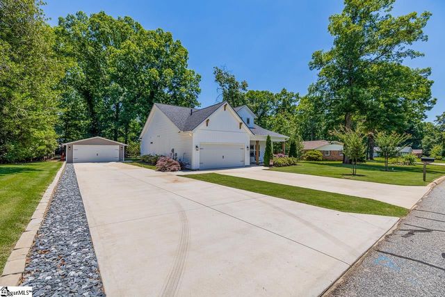 136 Shadecrest Drive, Mauldin, SC 29662