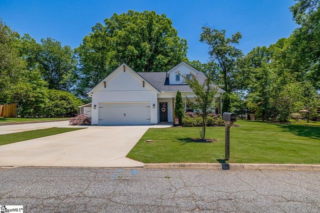 136 Shadecrest Drive, Mauldin, SC 29662