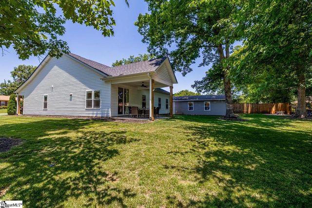 136 Shadecrest Drive, Mauldin, SC 29662