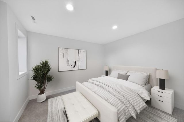 4933 Riley Lane SW, Rochester, MN 55902