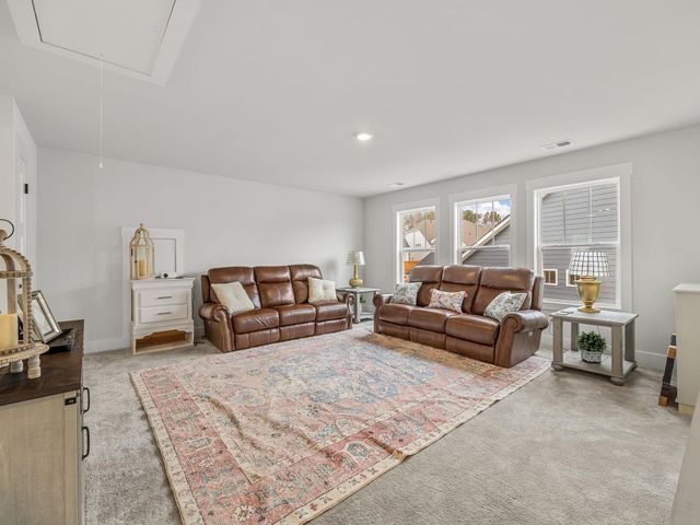 303 Eskdale Road, Simpsonville, SC 29681