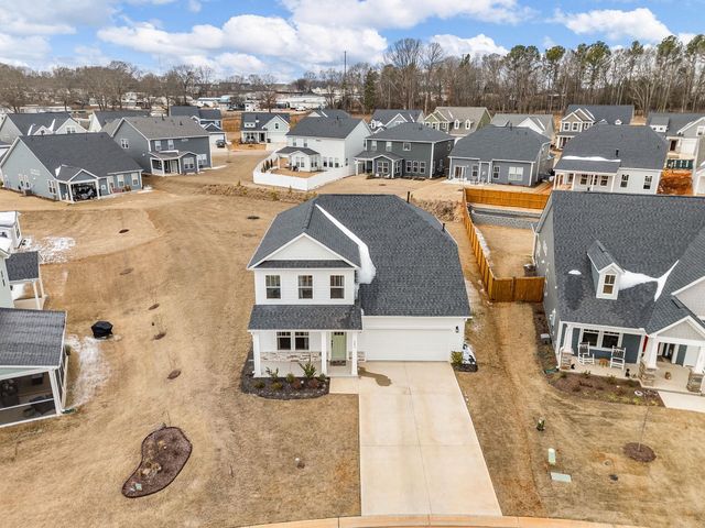 303 Eskdale Road, Simpsonville, SC 29681