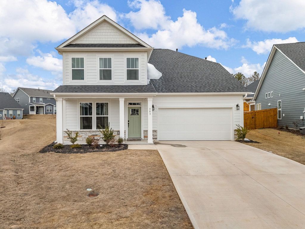 303 Eskdale Road, Simpsonville, SC 29681