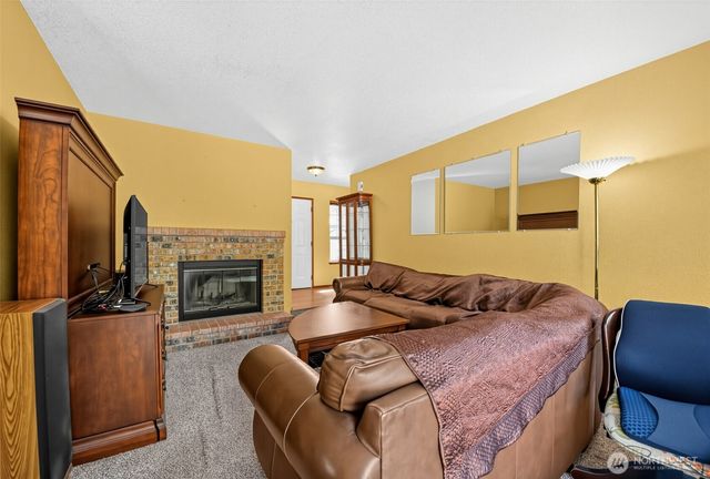 20901 116th Street E, Bonney Lake, WA 98391