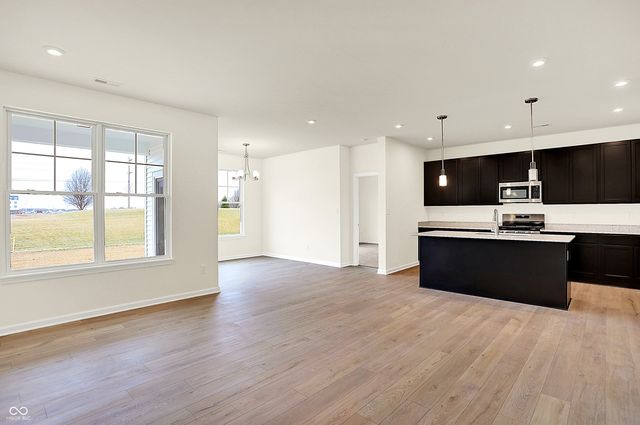 1627 Clover Crossing Drive, Greenfield, IN 46140