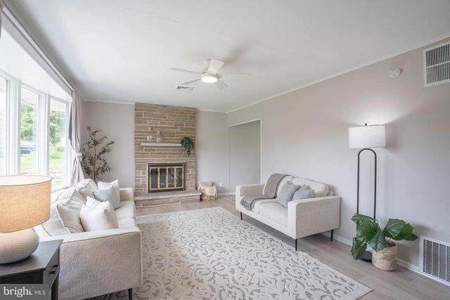 104 ELMWOOD RD, Fairless Hills, PA 19030