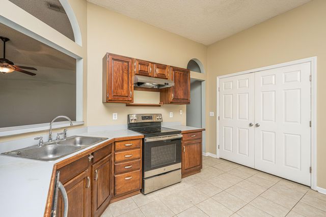 1383 Downsberry Drive, Mount Pleasant, SC 29466