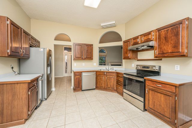 1383 Downsberry Drive, Mount Pleasant, SC 29466