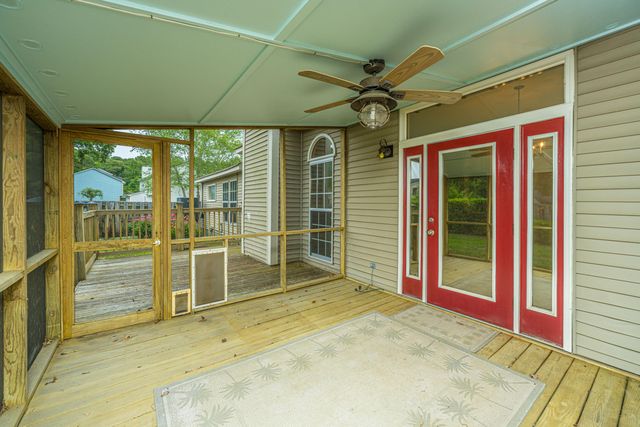1383 Downsberry Drive, Mount Pleasant, SC 29466