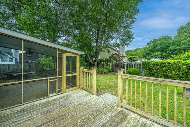 1383 Downsberry Drive, Mount Pleasant, SC 29466