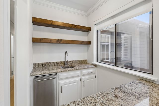 7118 Canongate Drive, Dallas, TX 75248