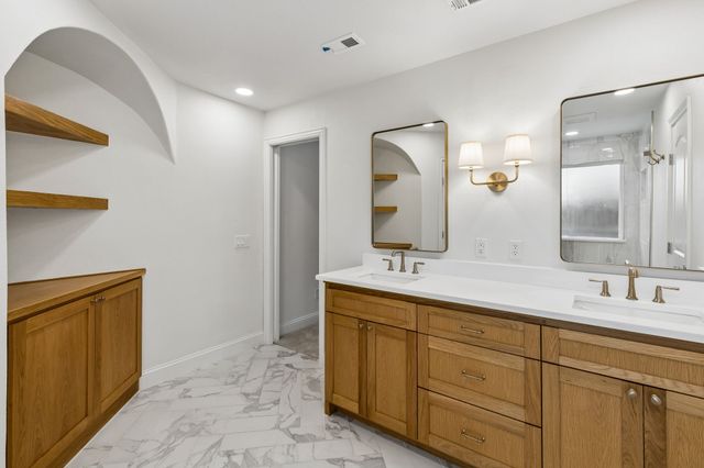 7118 Canongate Drive, Dallas, TX 75248