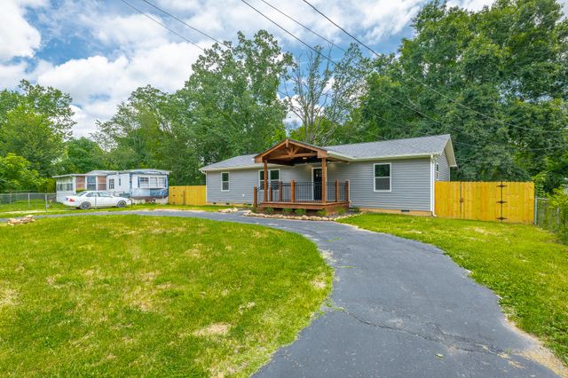 8430 Springfield Road, Soddy Daisy, TN 37379