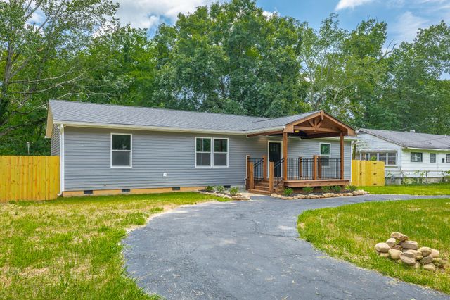 8430 Springfield Road, Soddy Daisy, TN 37379