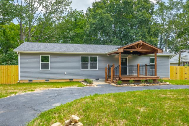 8430 Springfield Road, Soddy Daisy, TN 37379