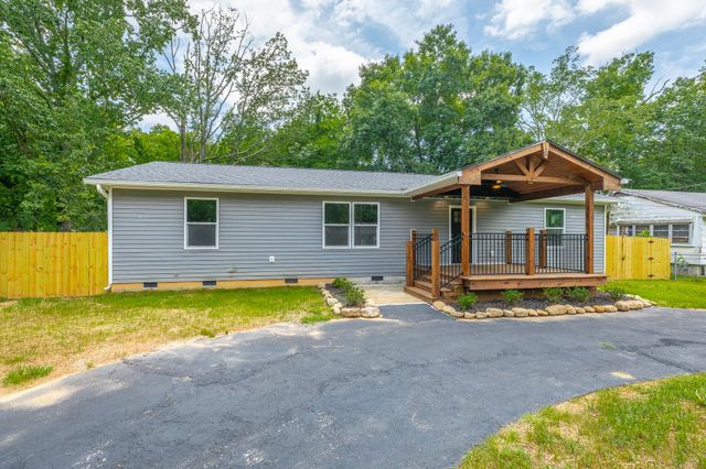 8430 Springfield Road, Soddy Daisy, TN 37379