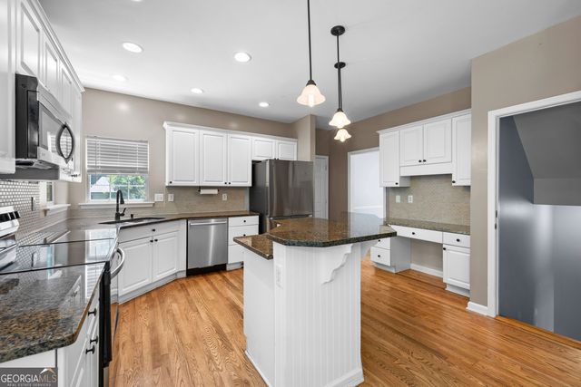 210 Jefferson Woods Drive, Peachtree City, GA 30269