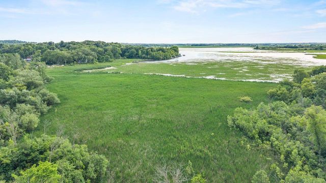 7110 N Tichigan ROAD, Waterford, WI 53185