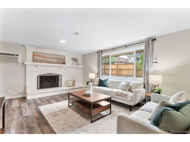 6317 W 71st Ave, Arvada, CO 80003