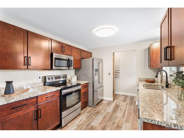 6317 W 71st Ave, Arvada, CO 80003