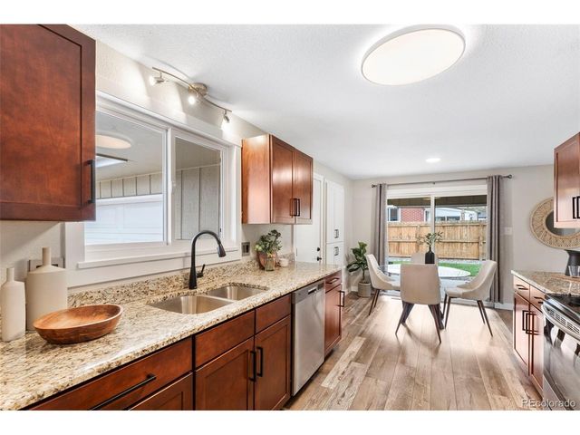 6317 W 71st Ave, Arvada, CO 80003