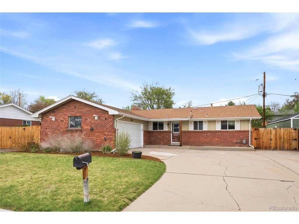 6317 W 71st Ave, Arvada, CO 80003