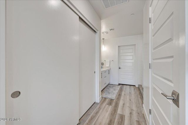 7300 E EARLL Drive 1013, Scottsdale, AZ 85251