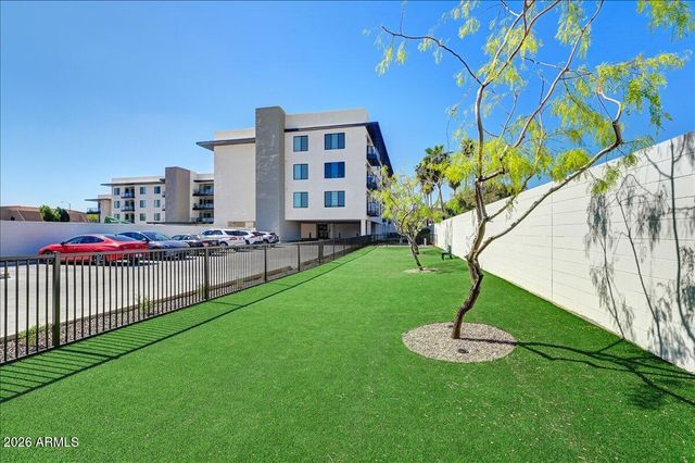 7300 E EARLL Drive 1013, Scottsdale, AZ 85251