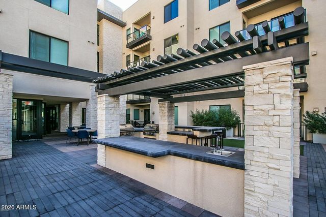 7300 E EARLL Drive 1013, Scottsdale, AZ 85251