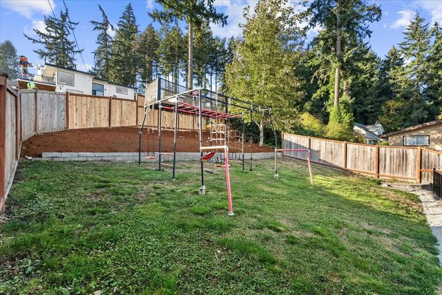 702 68th Avenue E, Fife, WA 98424
