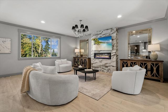 702 68th Avenue E, Fife, WA 98424