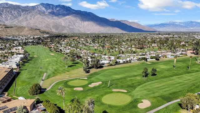 5803 Los Santos Drive 19, Palm Springs, CA 92264