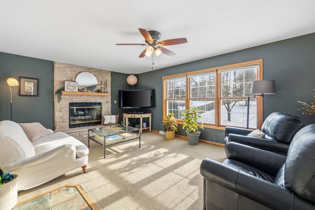 453 Deerwood COURT, Grafton, WI 53024