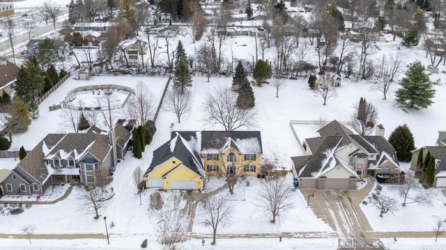 453 Deerwood COURT, Grafton, WI 53024