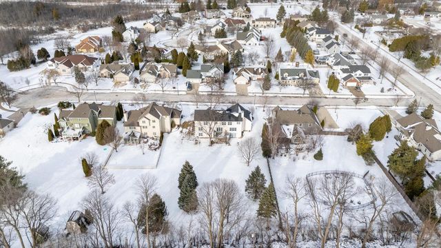 453 Deerwood COURT, Grafton, WI 53024