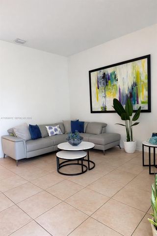 16308 SW 83rd Ln, Miami, FL 33193