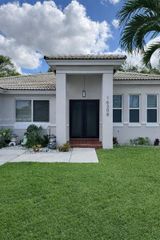 16308 SW 83rd Ln, Miami, FL 33193