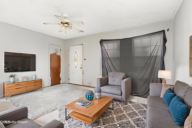 626 Shannon Drive, Chapel Hill, NC 27516