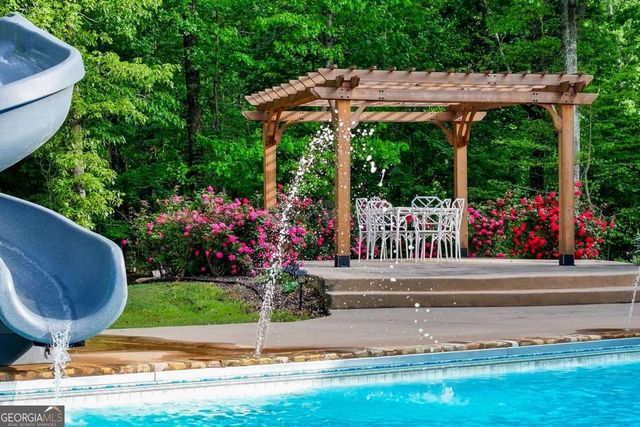 65 Maude White Road, Kingston, GA 30145