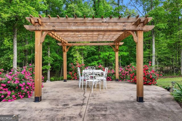 65 Maude White Road, Kingston, GA 30145