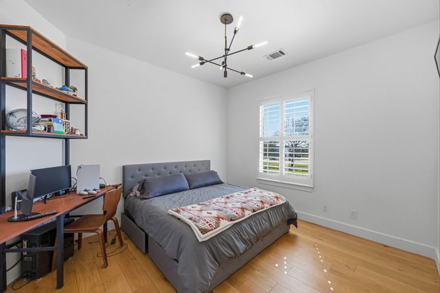 743 Drifting Wind RUN, Dripping Springs, TX 78620