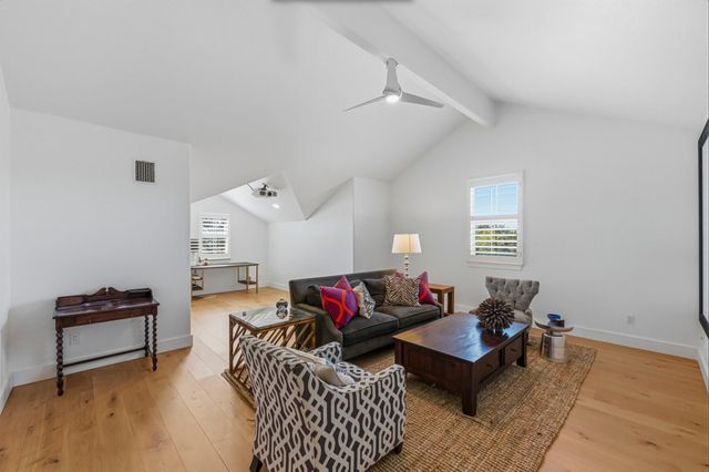 743 Drifting Wind RUN, Dripping Springs, TX 78620