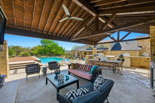 743 Drifting Wind RUN, Dripping Springs, TX 78620