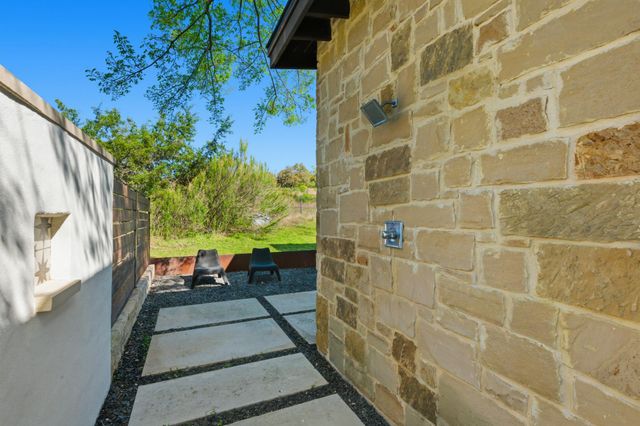 743 Drifting Wind RUN, Dripping Springs, TX 78620