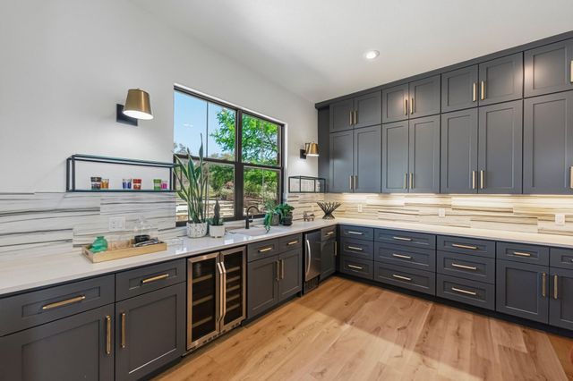 743 Drifting Wind RUN, Dripping Springs, TX 78620