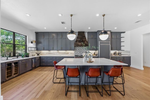 743 Drifting Wind RUN, Dripping Springs, TX 78620