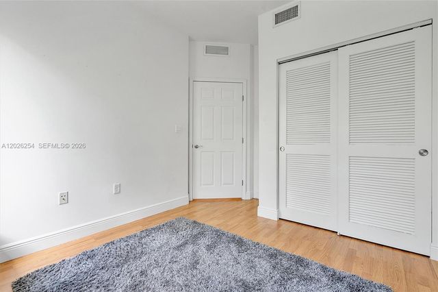 2704 NE 184th Ter, Aventura, FL 33160