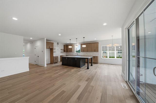2431 Pradera Trail, Chesterton, IN 46304